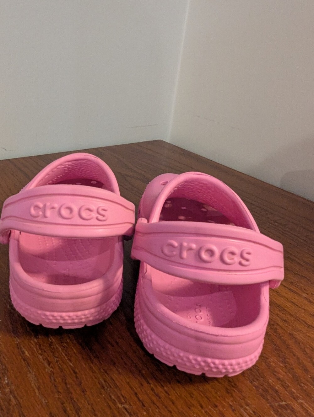 Crocs Classic Clog Kids' Sandals Pink Toddler Size C7 Like New - Picture 11 of 15